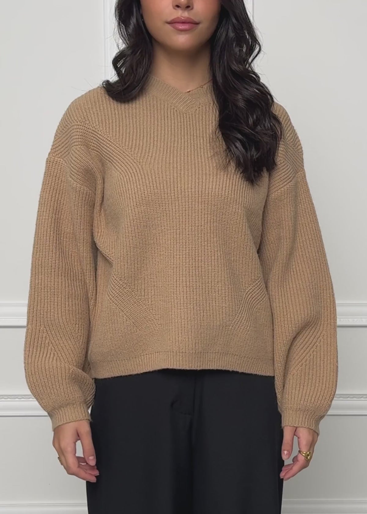 Ribbed knit jumper with a high V-neck - light brown by SASSYCLASSY