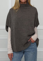 Oversized sleeveless jumper with roll neck - grey