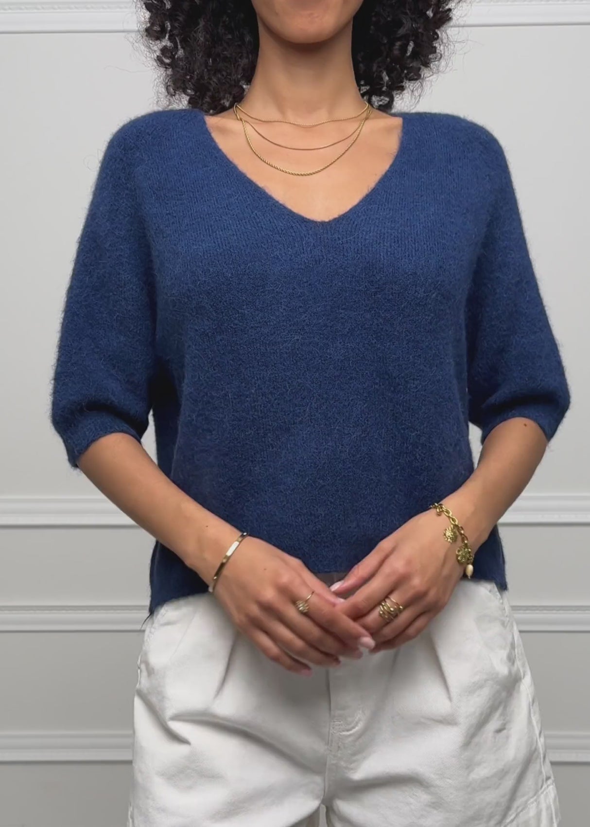 Strickoberteil mit V-Ausschnitt - dunkelblau von SASSYCLASSY