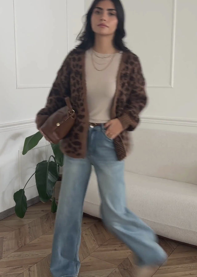 Kurzer Cardigan mit Leo-Print - camel-braun von SASSYCLASSY