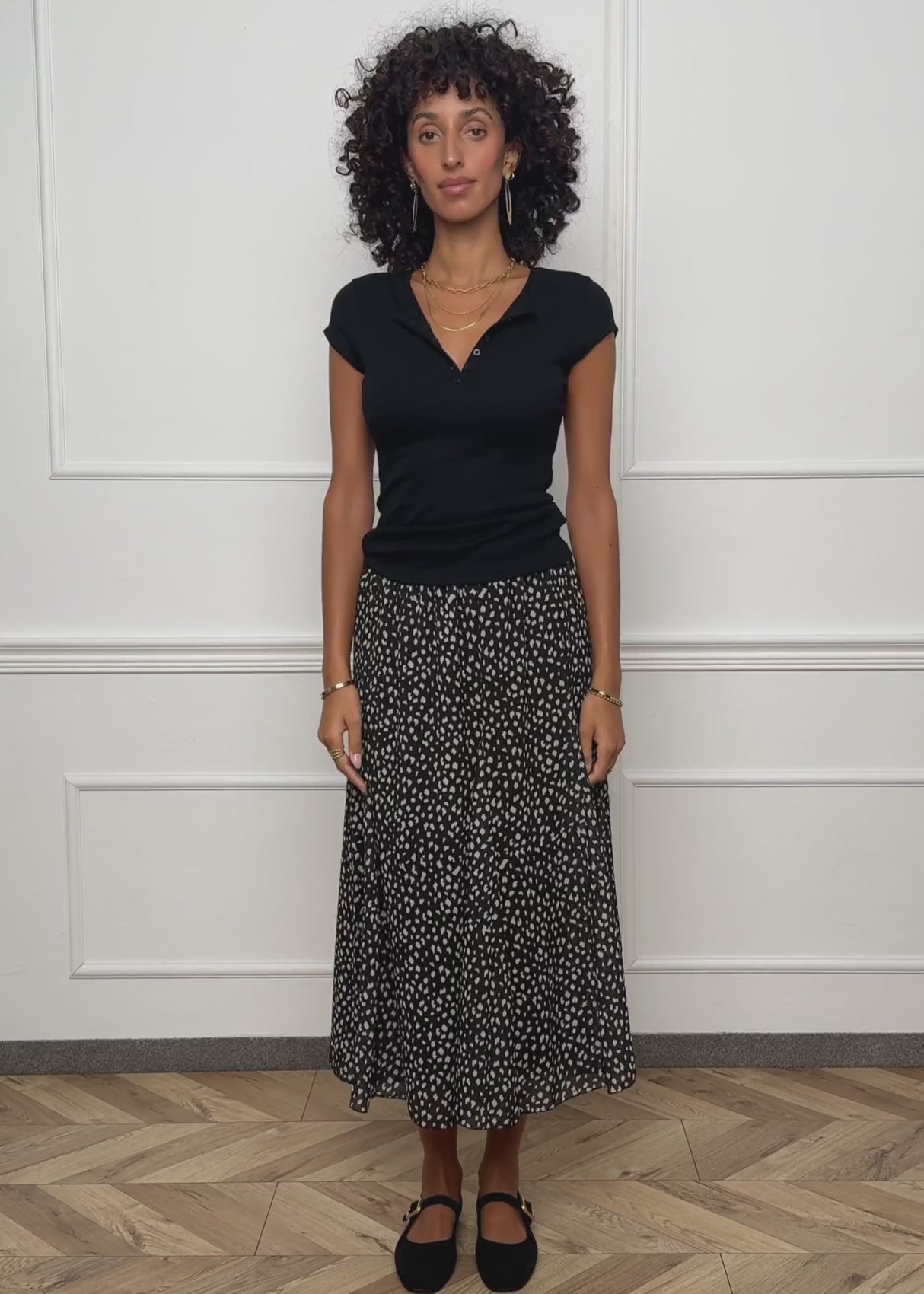 Langer Chiffon Rock mit Print - schwarz