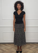 Langer Chiffon Rock mit Print - schwarz