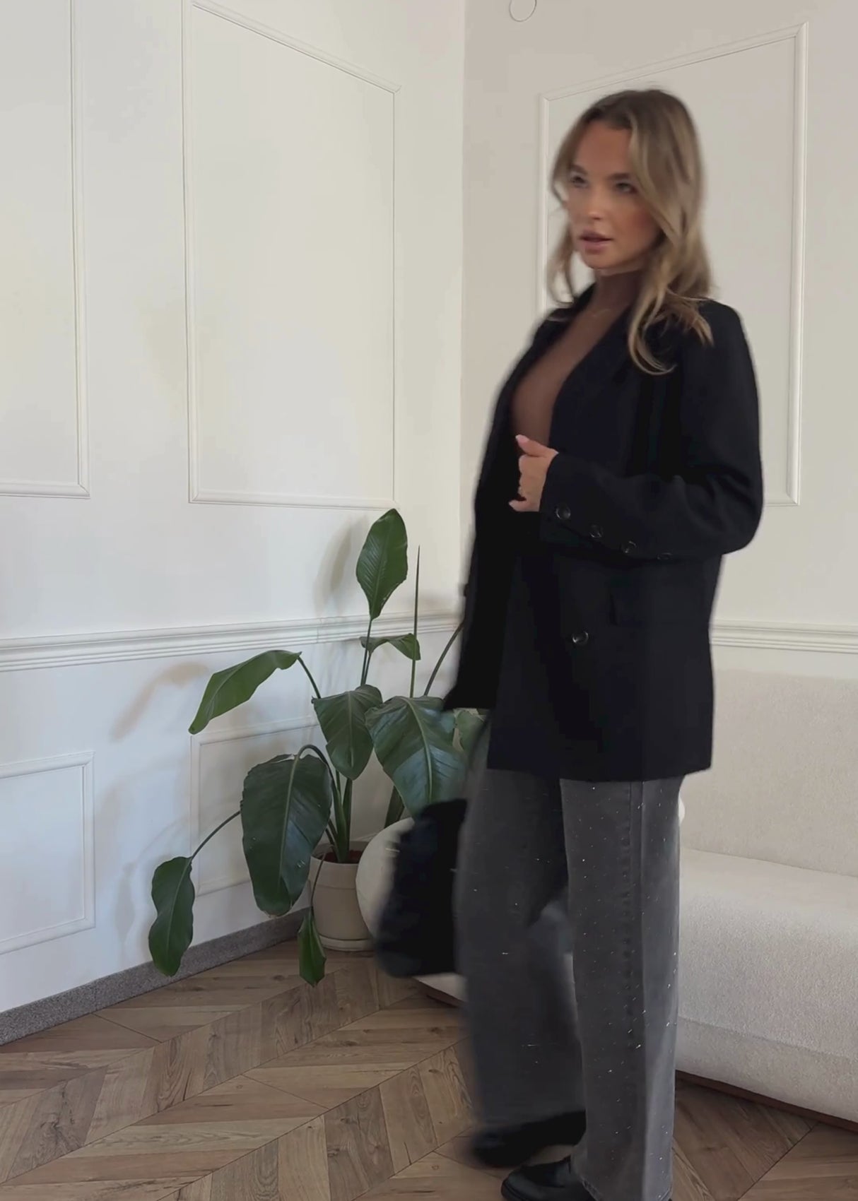 Ribbed knit top with stand-up collar - brown