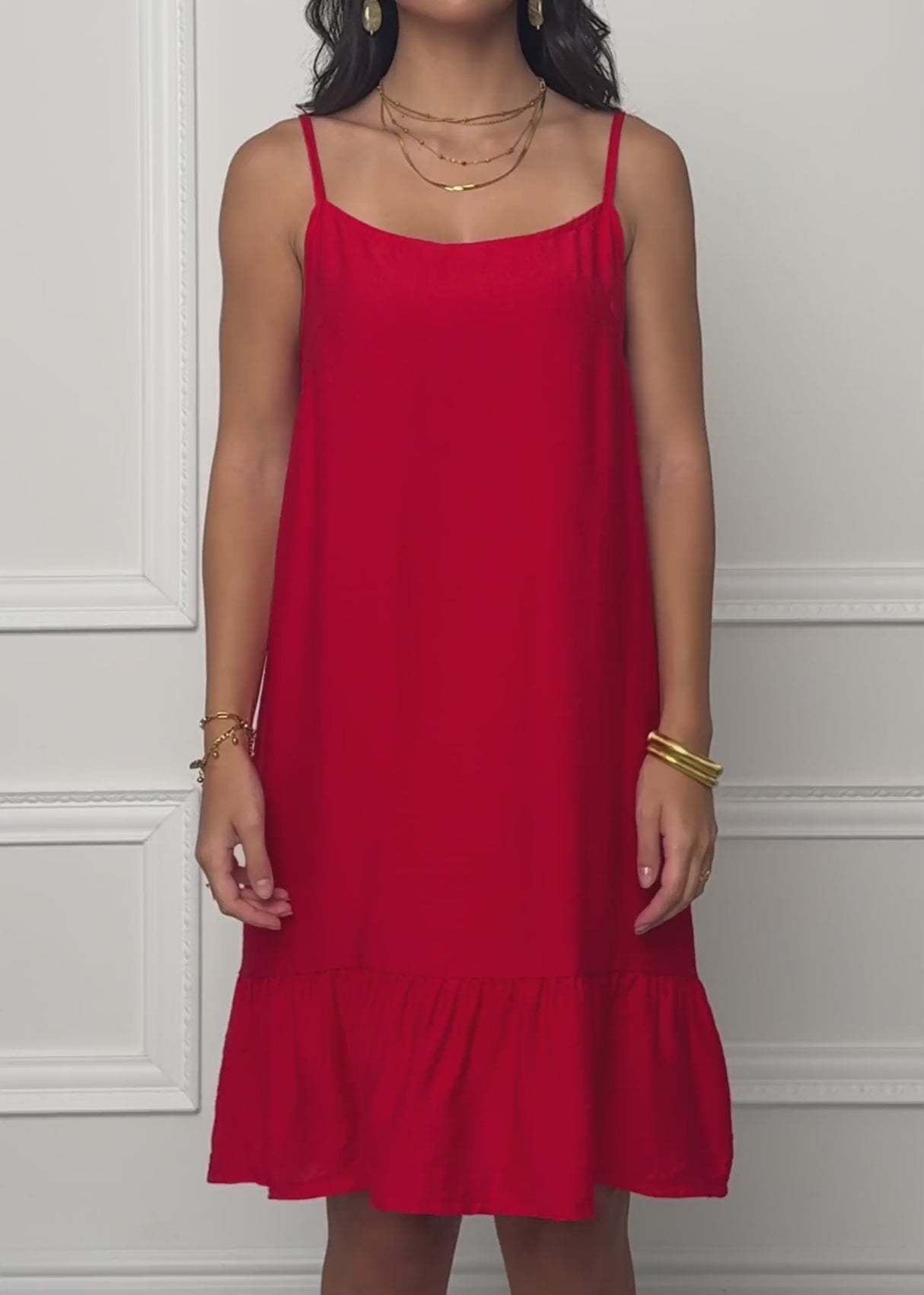 Trägerkleid mit Volant - rot von SASSYCLASSY