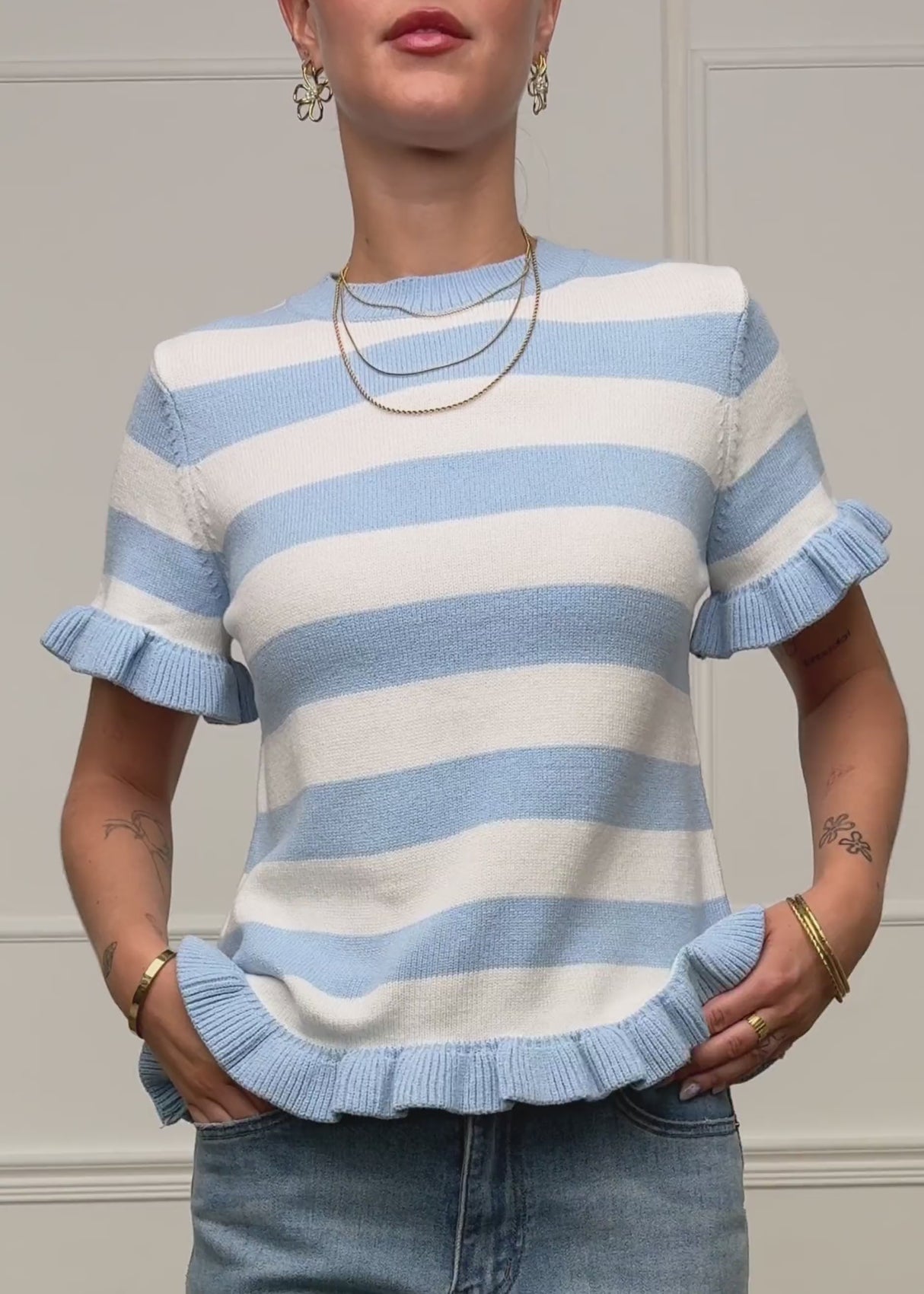 Striped short-sleeved sweater with flounces - blue-off-white by SASSYCLASSY