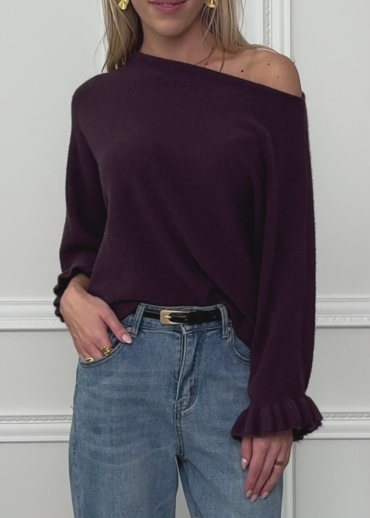 Oversized jumper with boat neck - plum by SASSYCLASSY