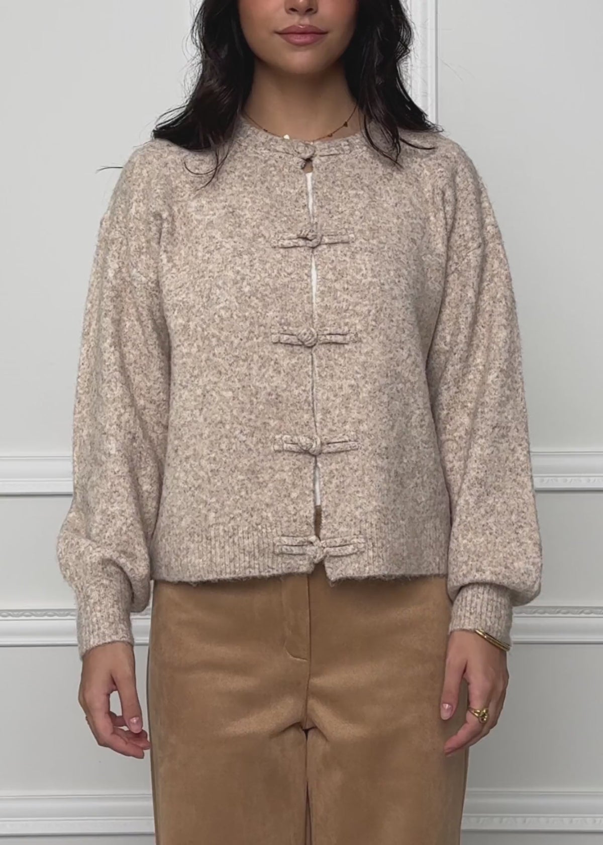Cardigan with toggle fastening - beige by SASSYCLASSY