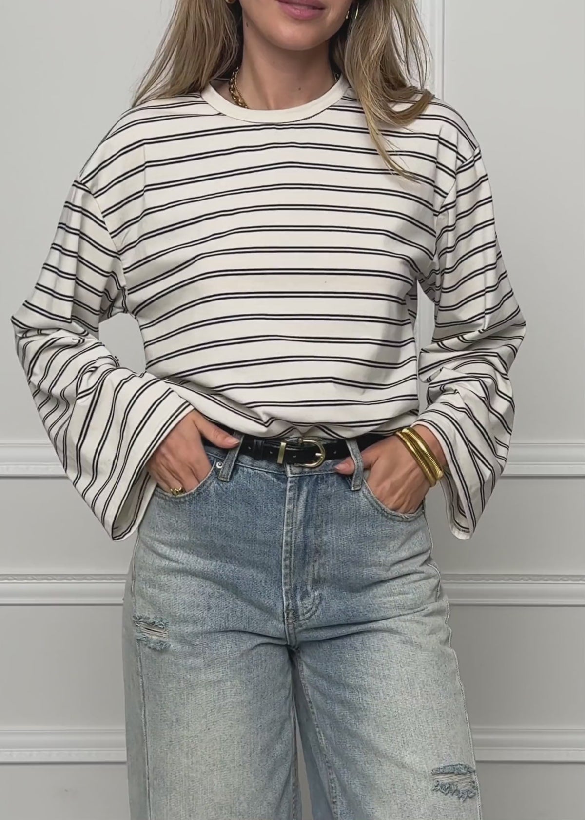 Gestreiftes Langarmshirt mit weiten Ärmeln - offwhite by SASSYCLASSY