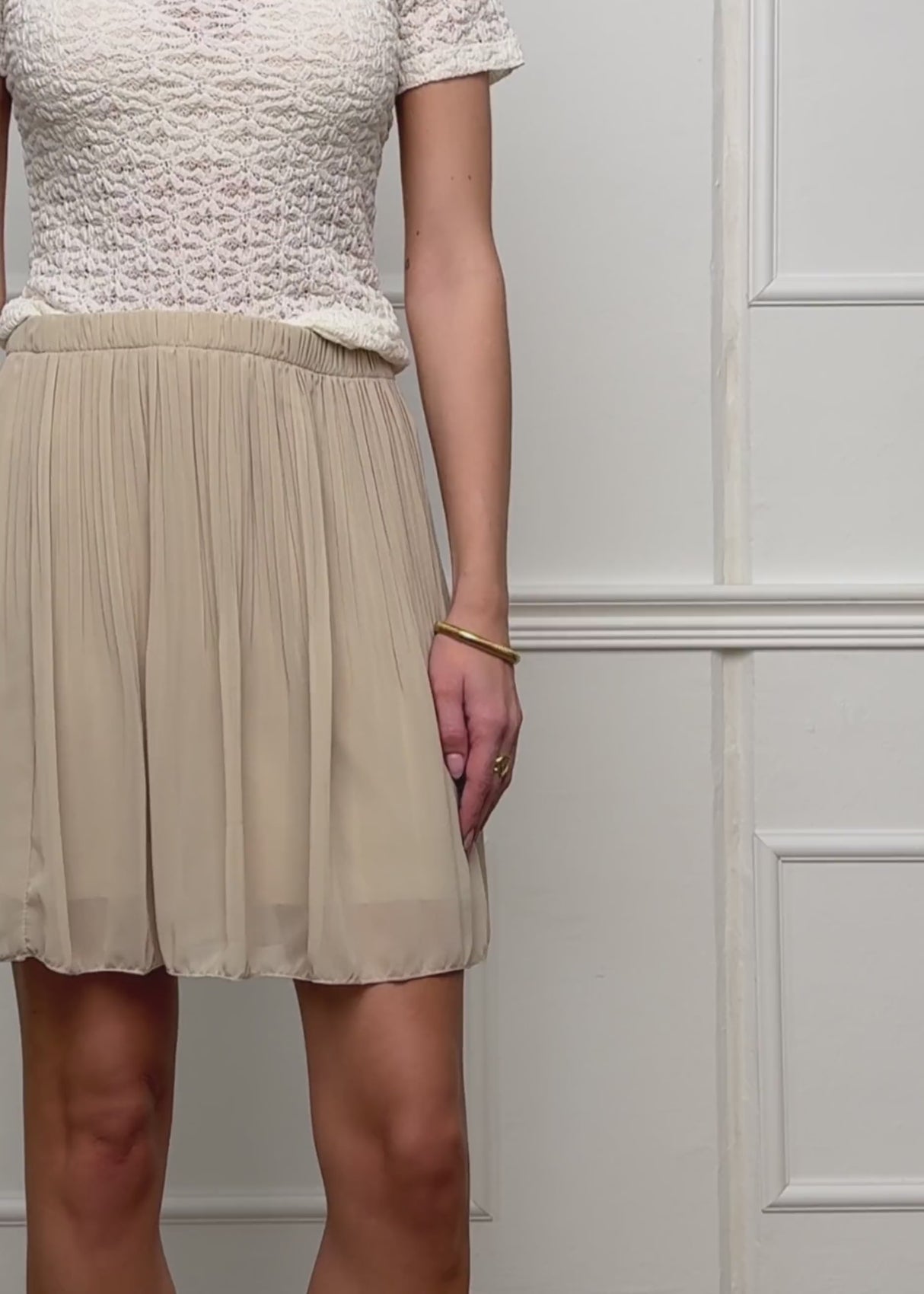 Pleated skirt made of chiffon, beige by SASSYCLASSY