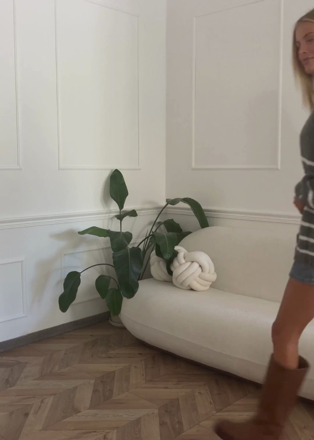 Gestreifter Cardigan mit Außennähten - dunkelgrau