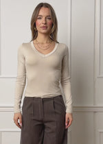 Langarmshirt mit V-Ausschnitt - beige