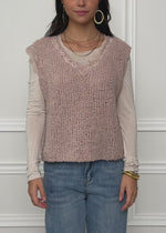 Bouclé top with lace - dusty rose