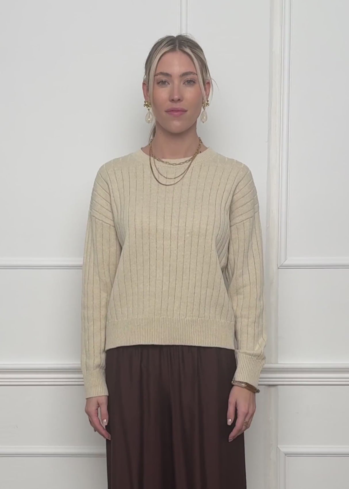 Fine knit sweater with textured stripes - beige