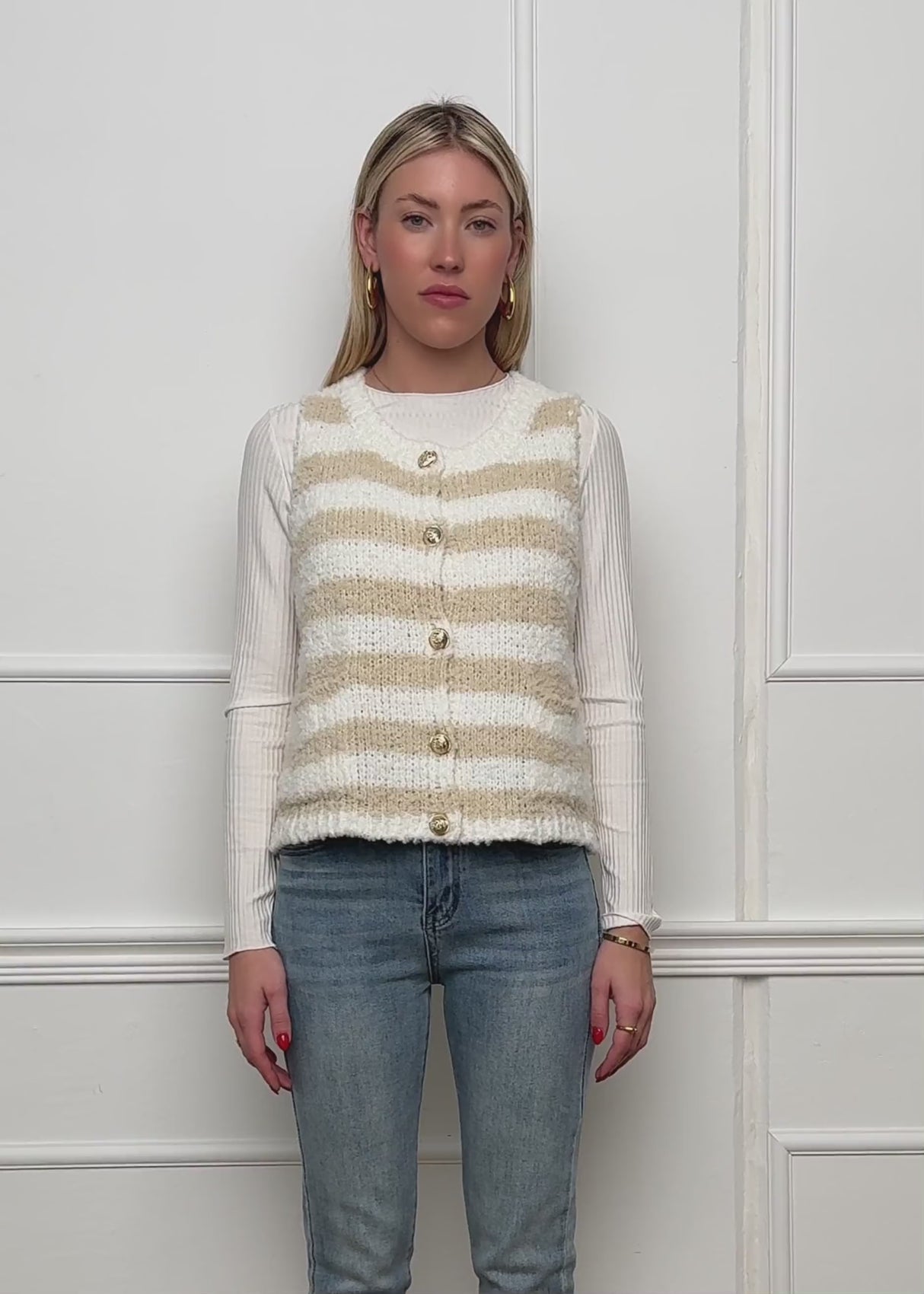 Bouclé-Weste mit Blockstreifen - beige-offwhite von SASSYCLASSY