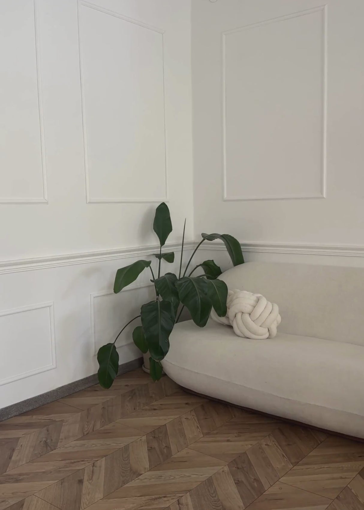 Pullover mit Volantärmeln - braun