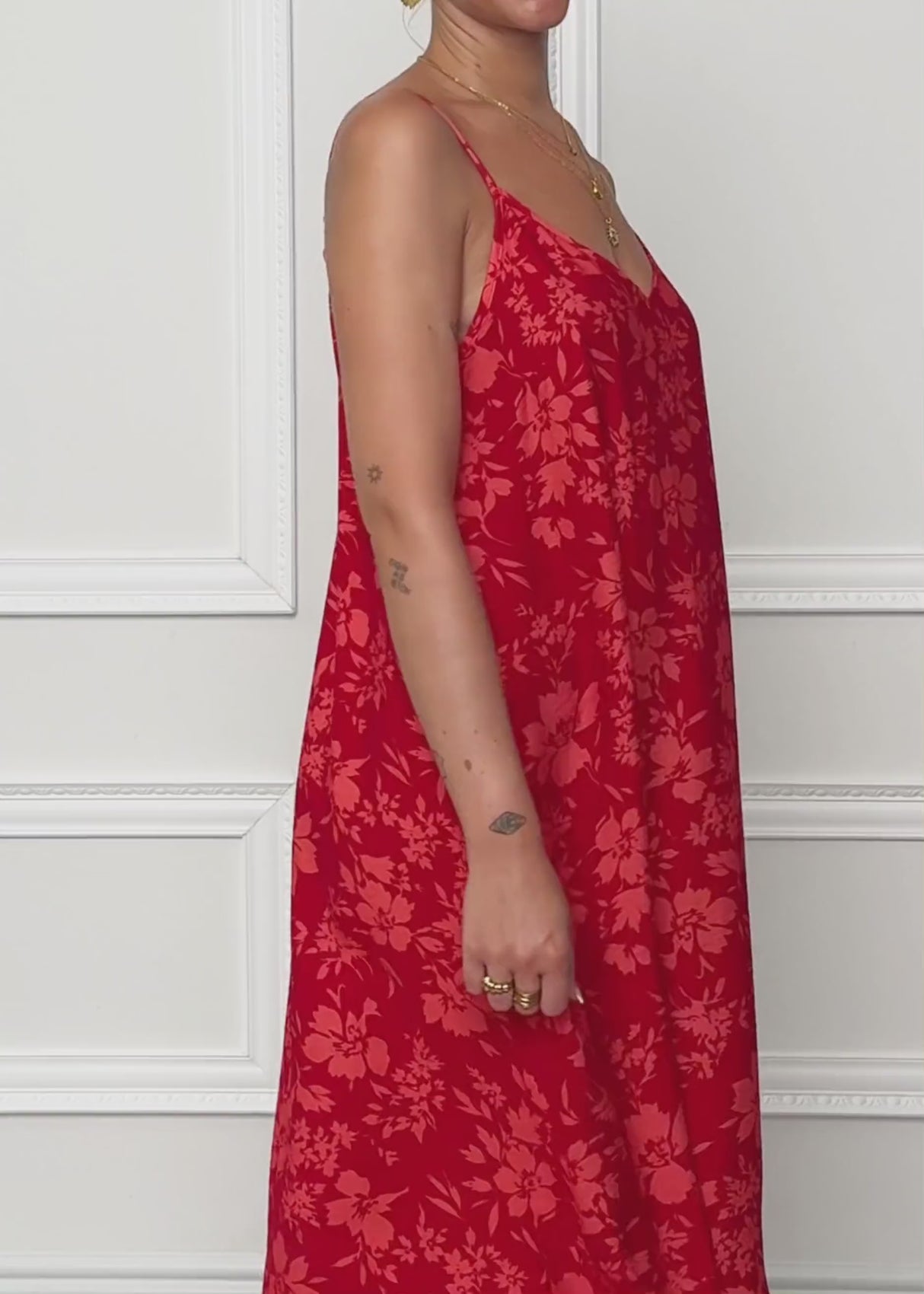 Maxikleid mit Blumenmuster - rot by SASSYCLASSY