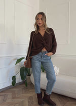 Strickpullover mit Knotendetail - braun