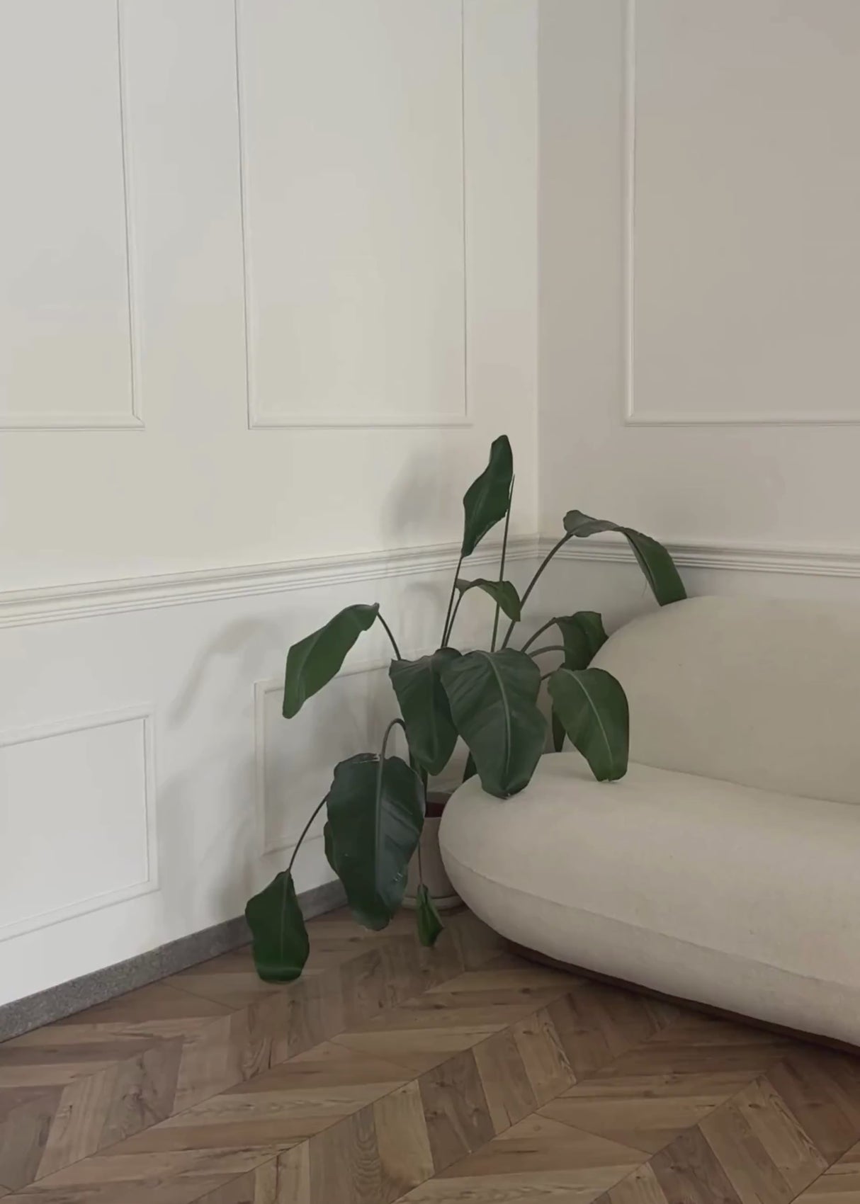 Mehrfarbiger Streifenpullover - pink