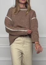 Jumper with decorative stitching and wool blend - brown