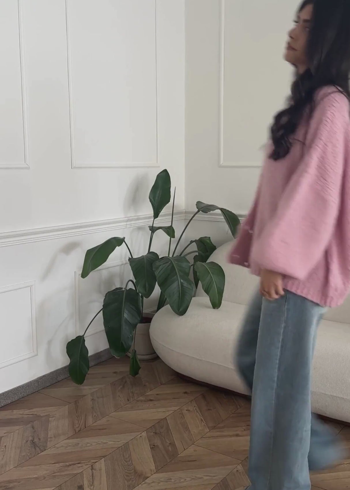 Oversized cardigan with decorative buttons - pink