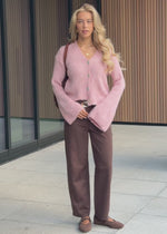 Strickjacke mit Trompetenärmeln - altrosa