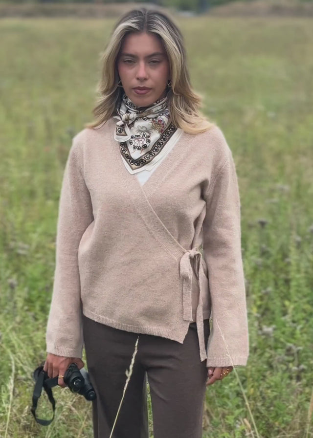 Wrap cardigan - light brown by SASSYCLASSY