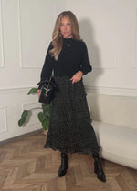 Polka dot long skirt with ruffles - black