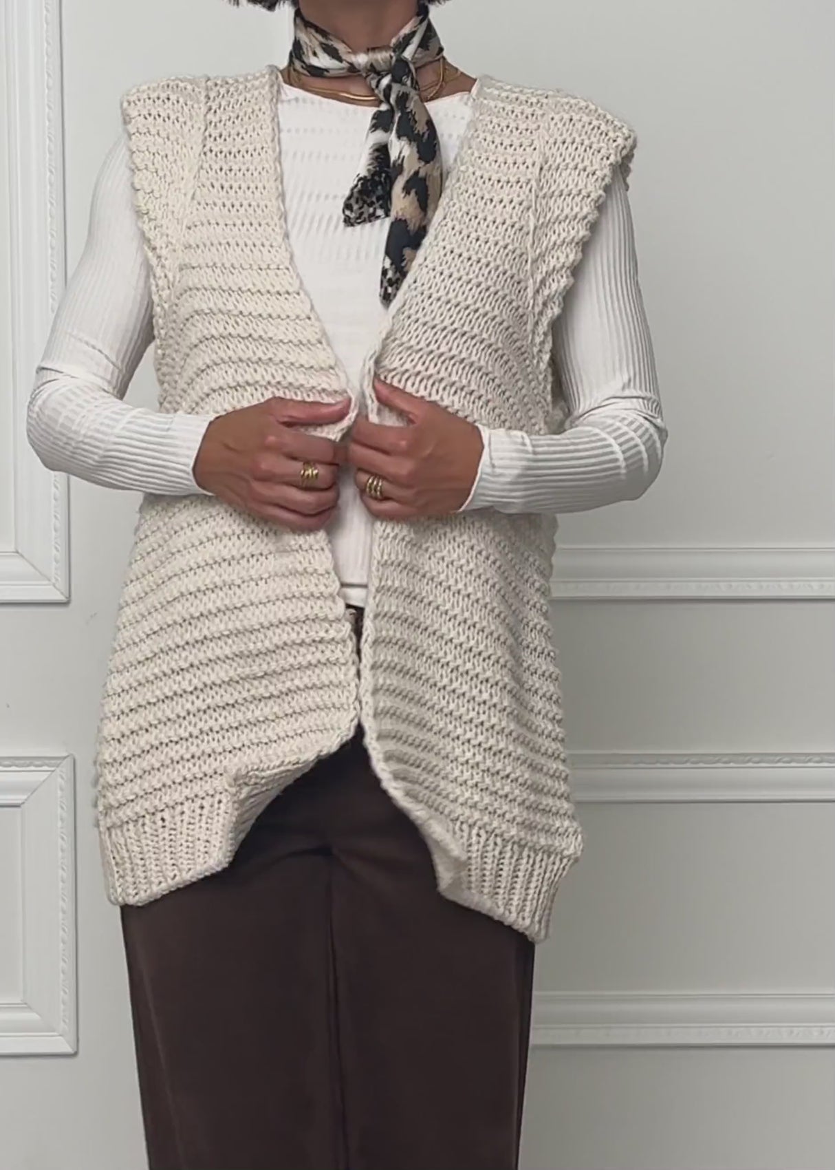 Long sleeveless knitted vest with structured shoulders - off-white by SASSYCLASSY