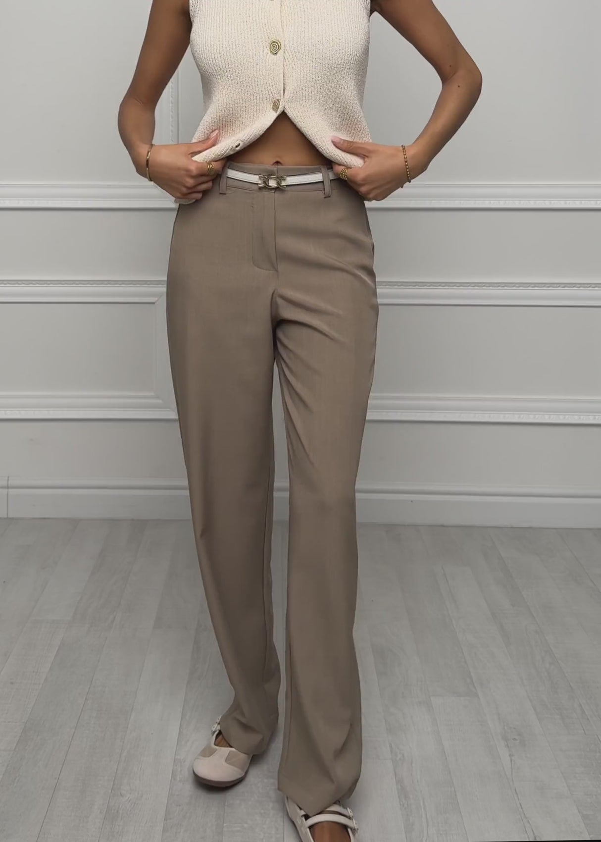 High Waist Hose mit geradem Bein - dunkelbeige