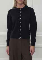 Strickjacke mit Häkelkragen - schwarz