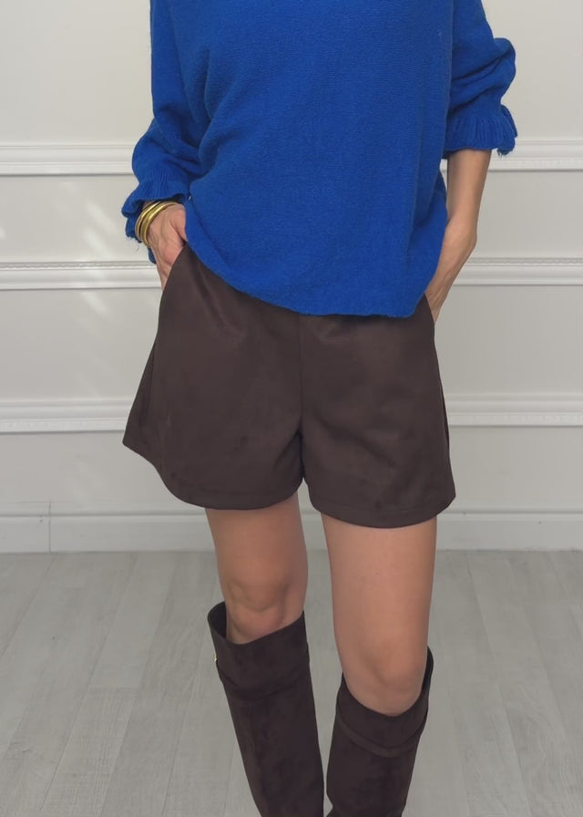 Shorts in Wildlederoptik - dunkelbraun von SASSYCLASSY
