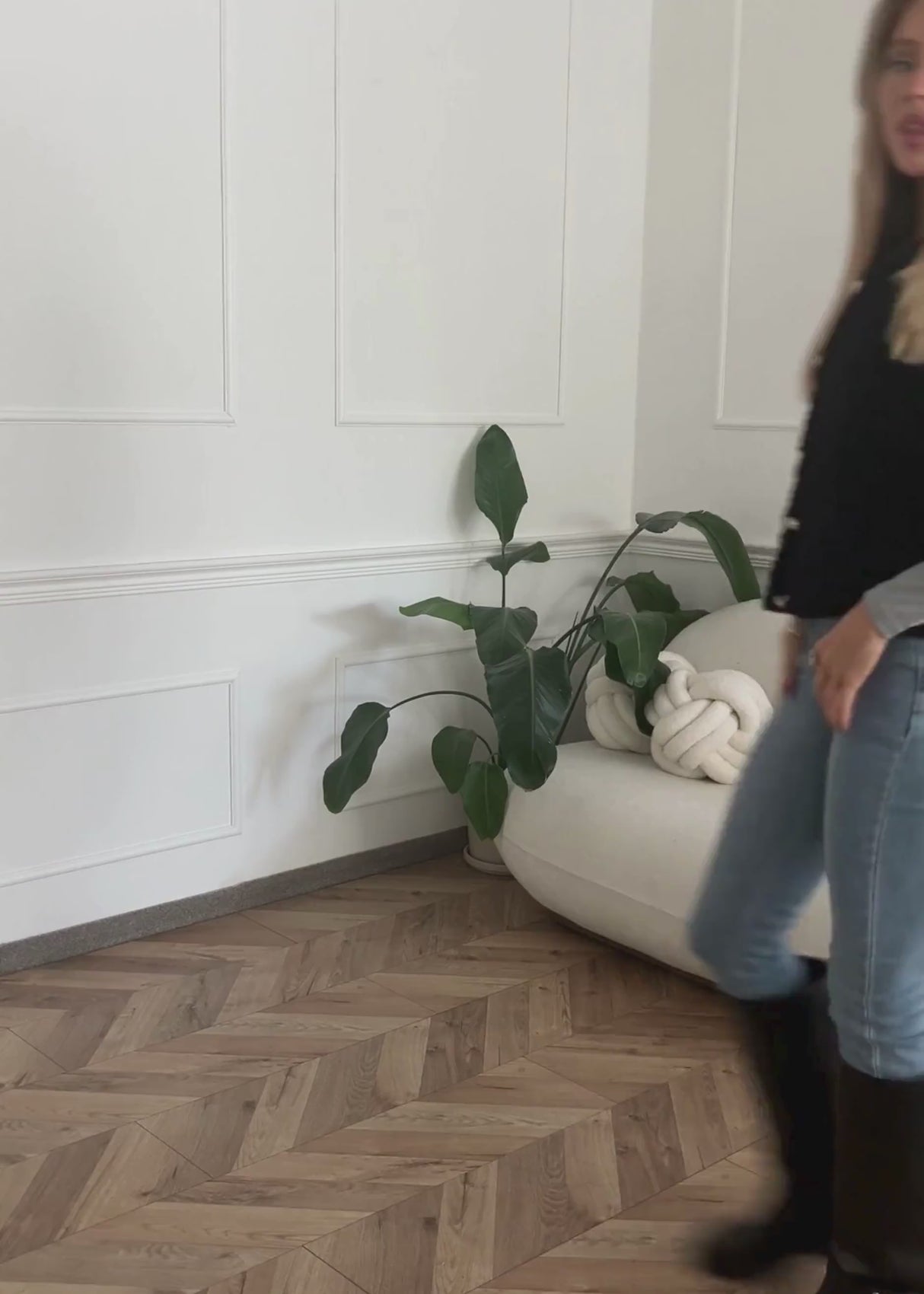 Bouclé-Weste mit Taschen - schwarz