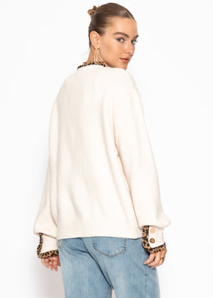 Cardigan mit Rüschen im Leo-Print - offwhite