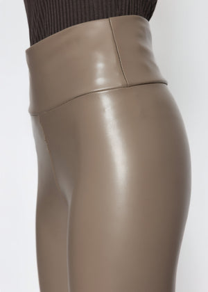 High-Rise Thermo Lederleggings mit breitem Bund - taupe