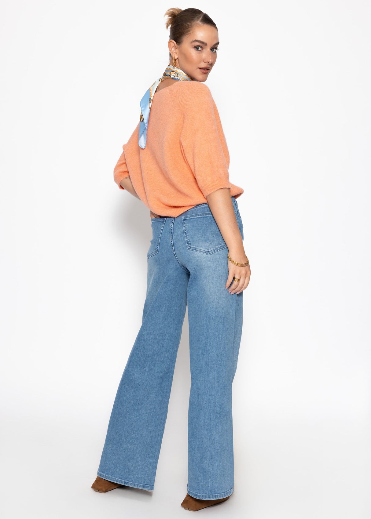High Waist Jeans mit weitem Bein - hellblau
