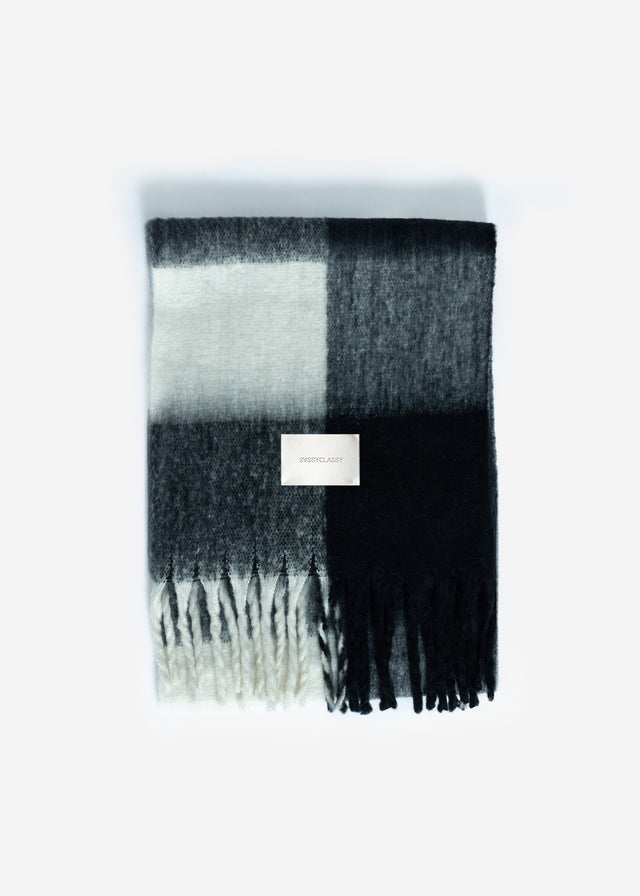 Checked fluffy scarf - black-white-grey