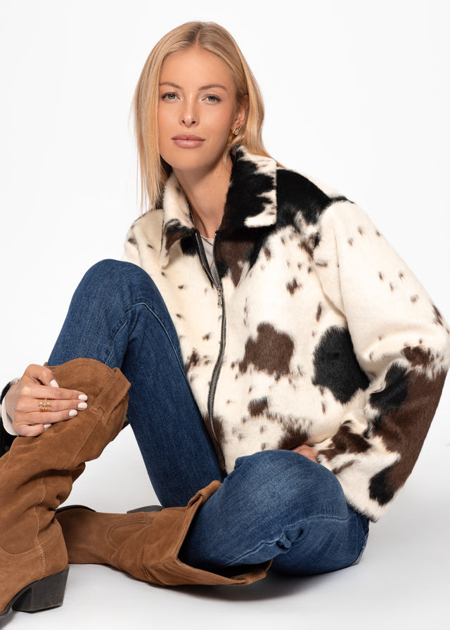 Kunstfelljacke mit Kuh-Print - offwhite