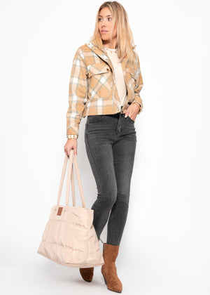 Kurze Oversize Jacke mit Karo-Muster - beige
