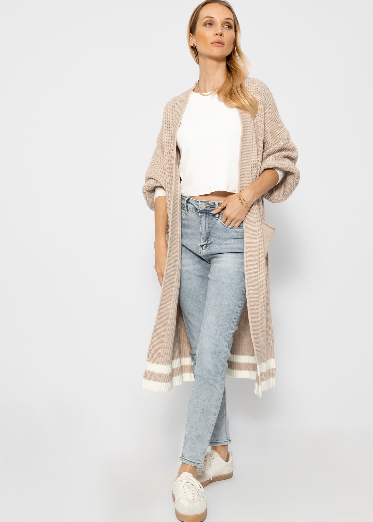 Langer Cardigan mit Taschen - beige-offwhite