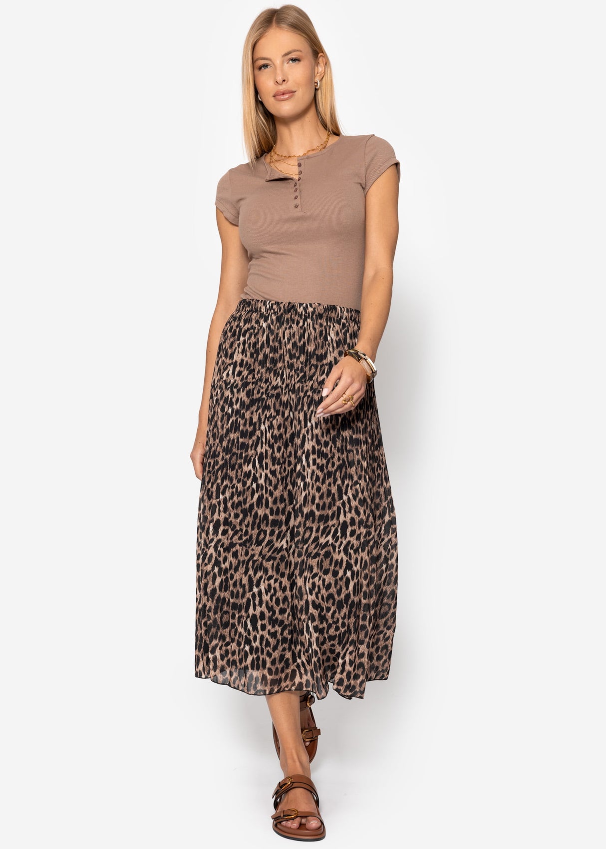 Langer Plissée-Rock aus Chiffon mit Leo-Print - braun