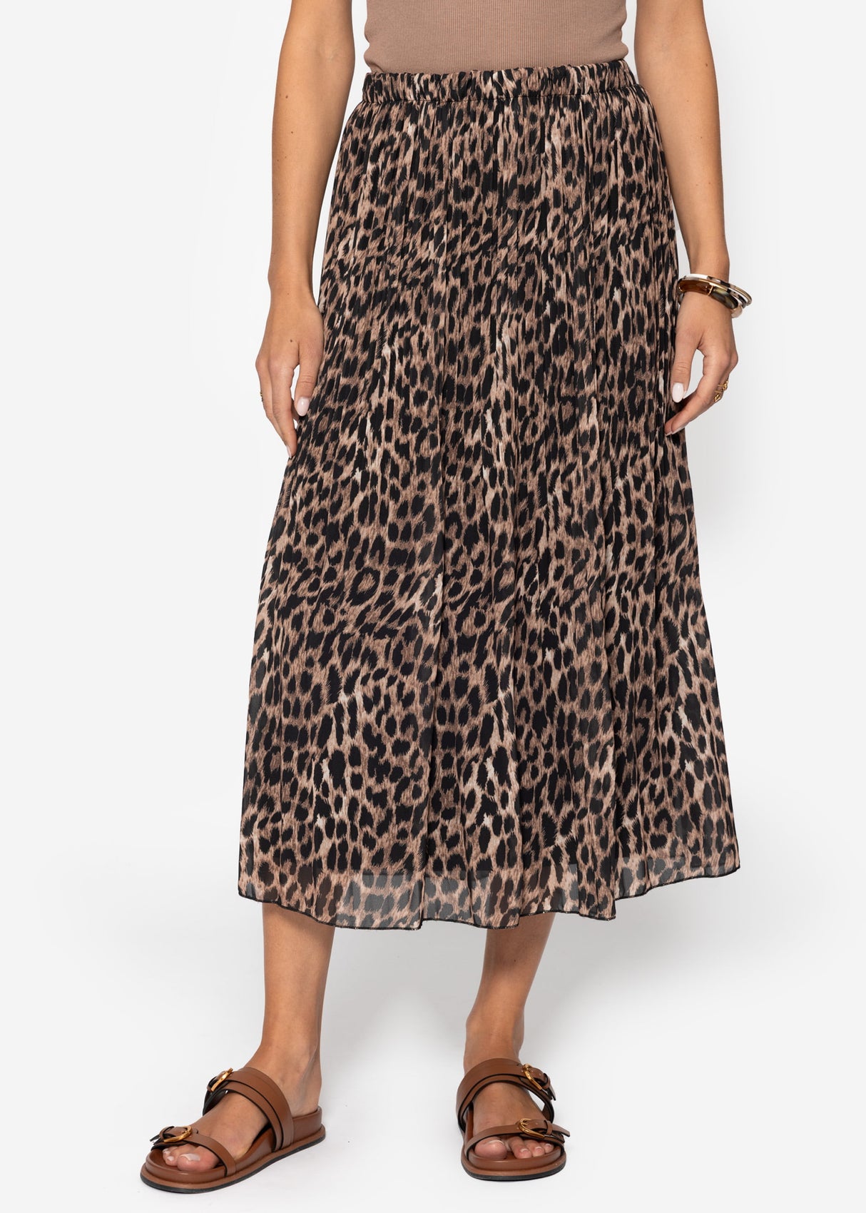 Langer Plissée-Rock aus Chiffon mit Leo-Print - braun