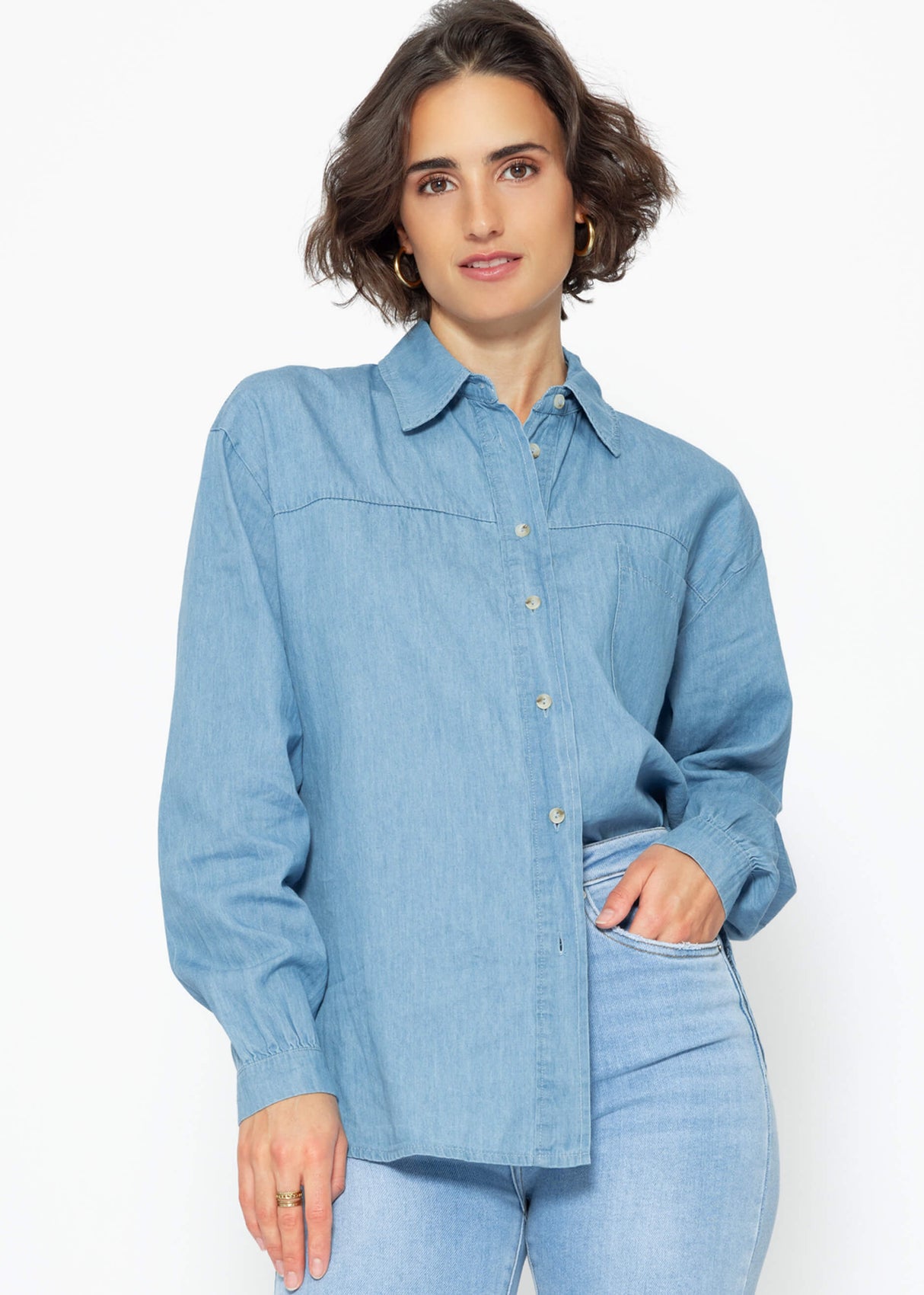 Lässige Denim Hemdbluse mit Brusttasche - blau