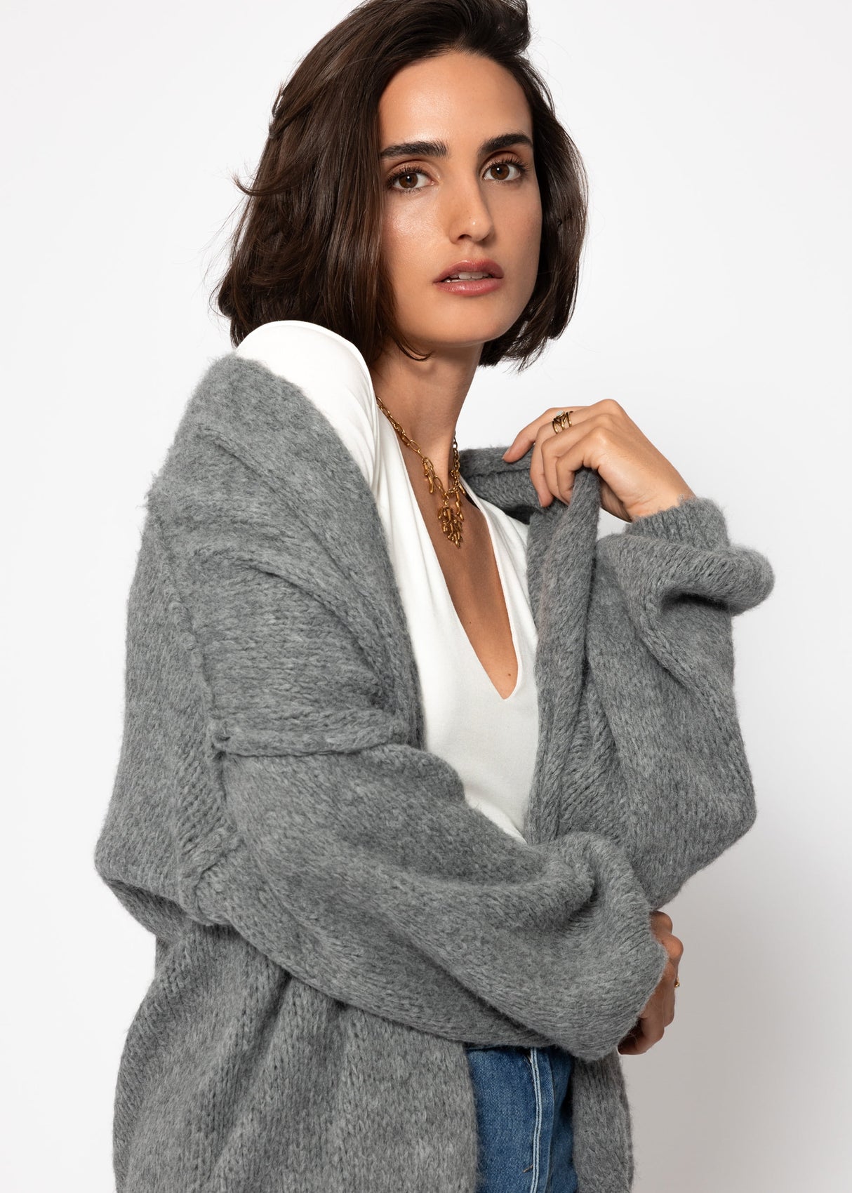 Lässiger Cardigan mit Außennähten - dunkelgrau