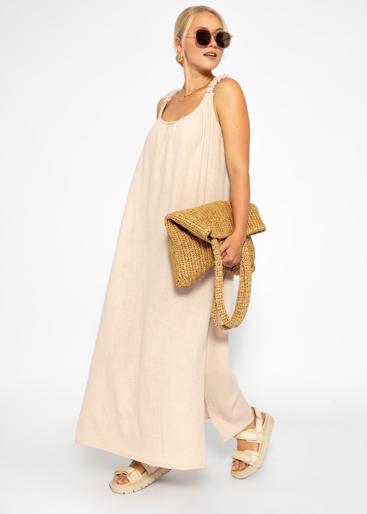 Maxi muslin dress with pockets - beige