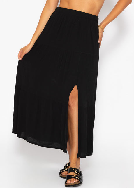 Maxi flounce skirt in crinkle look - black by SASSYCLASSY