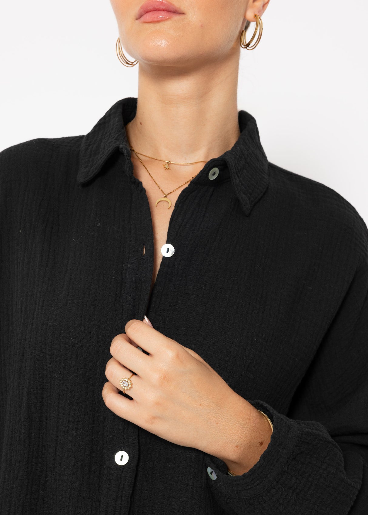 Musselin Bluse im Regular Fit - schwarz