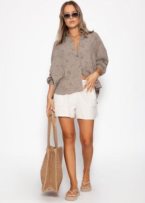 Musselin Bluse mit Lochstickerei - taupe
