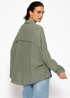Musselin Bluse oversize, kurz - khaki
