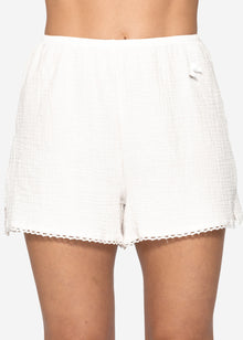 Muslin pyjama shorts with lace trim - white