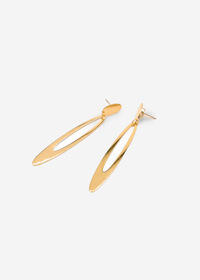 Stud earrings with oval pendant - gold